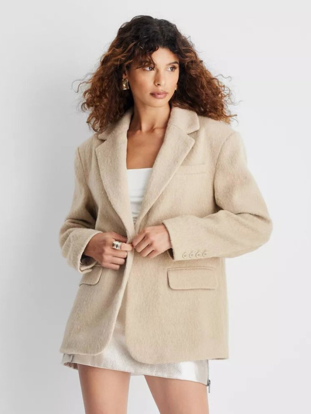 Women Relaxed Fuzzy Blazer - Future Collective Cream XXL
